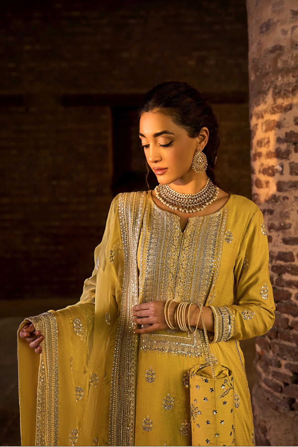 Erum Khan - Dil Araa