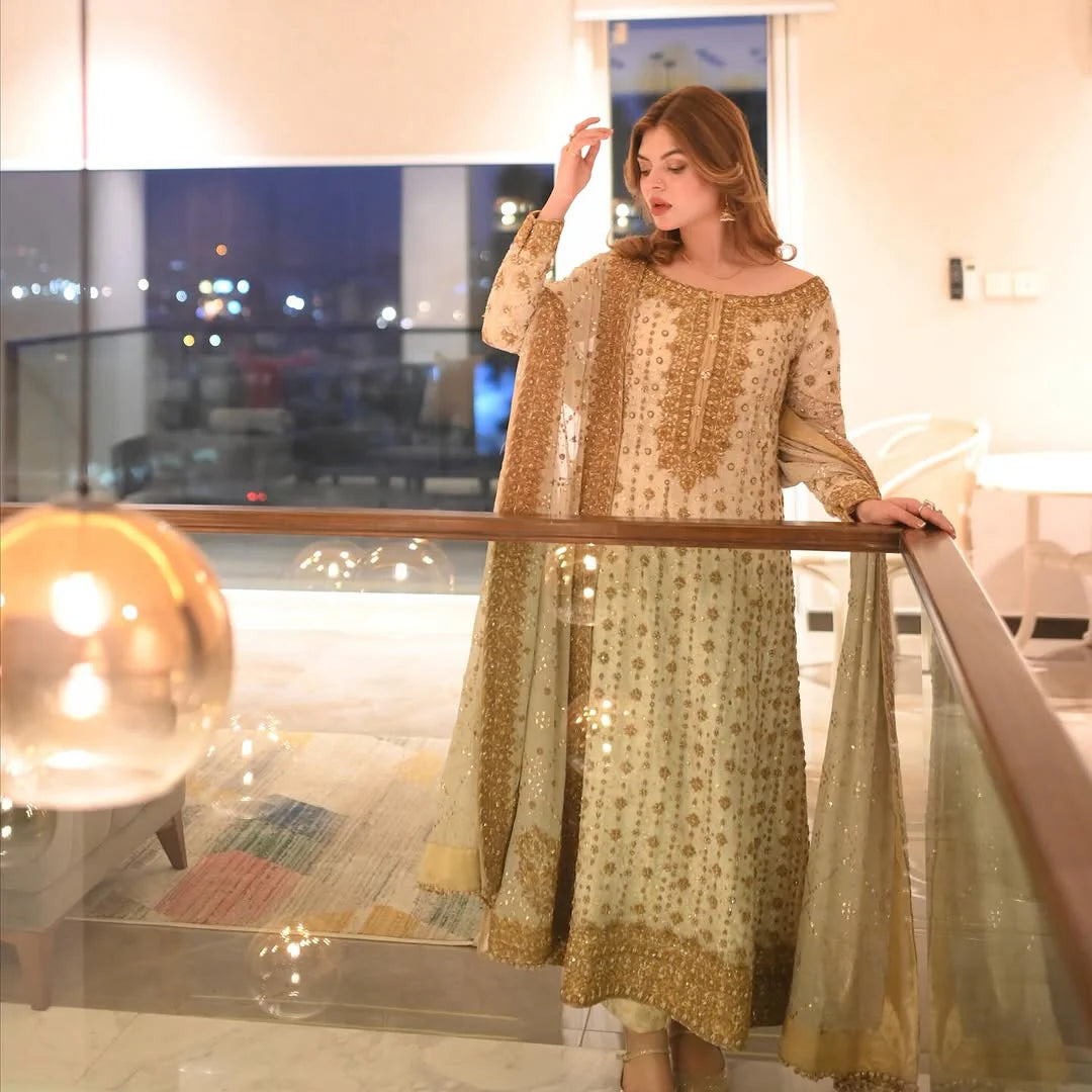 Harris Shakeel - White Ivory